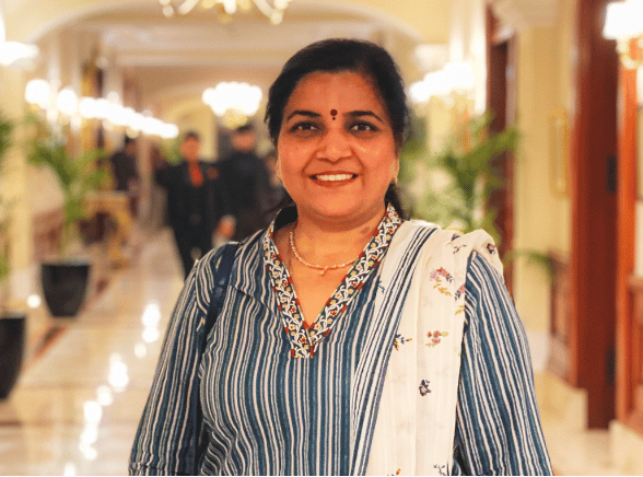 Somina Agarwal - Servosys Solutions - Noida v2